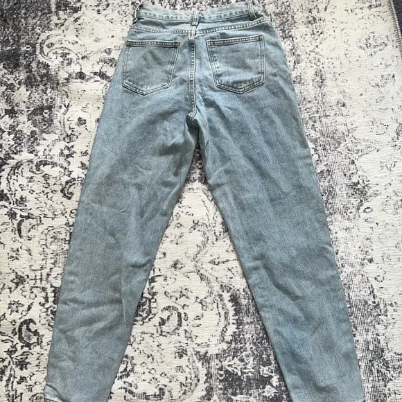 Prettylittlething thing mom jeans‎ - Picture 7 of 7